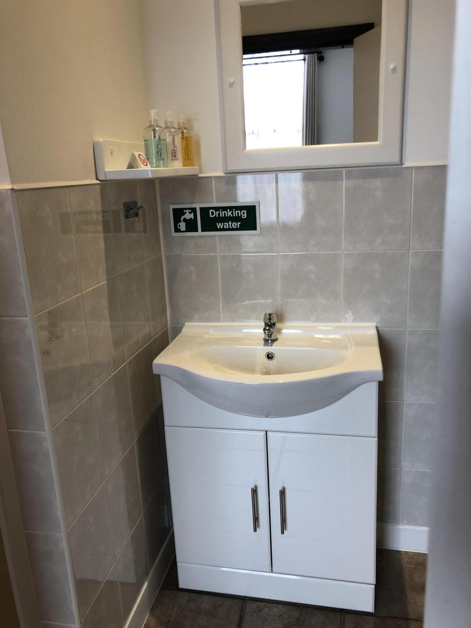 Breeze Guest House Bootle  Rom bilde