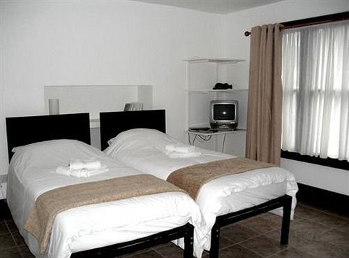Breeze Guest House Bootle  Eksteriør bilde