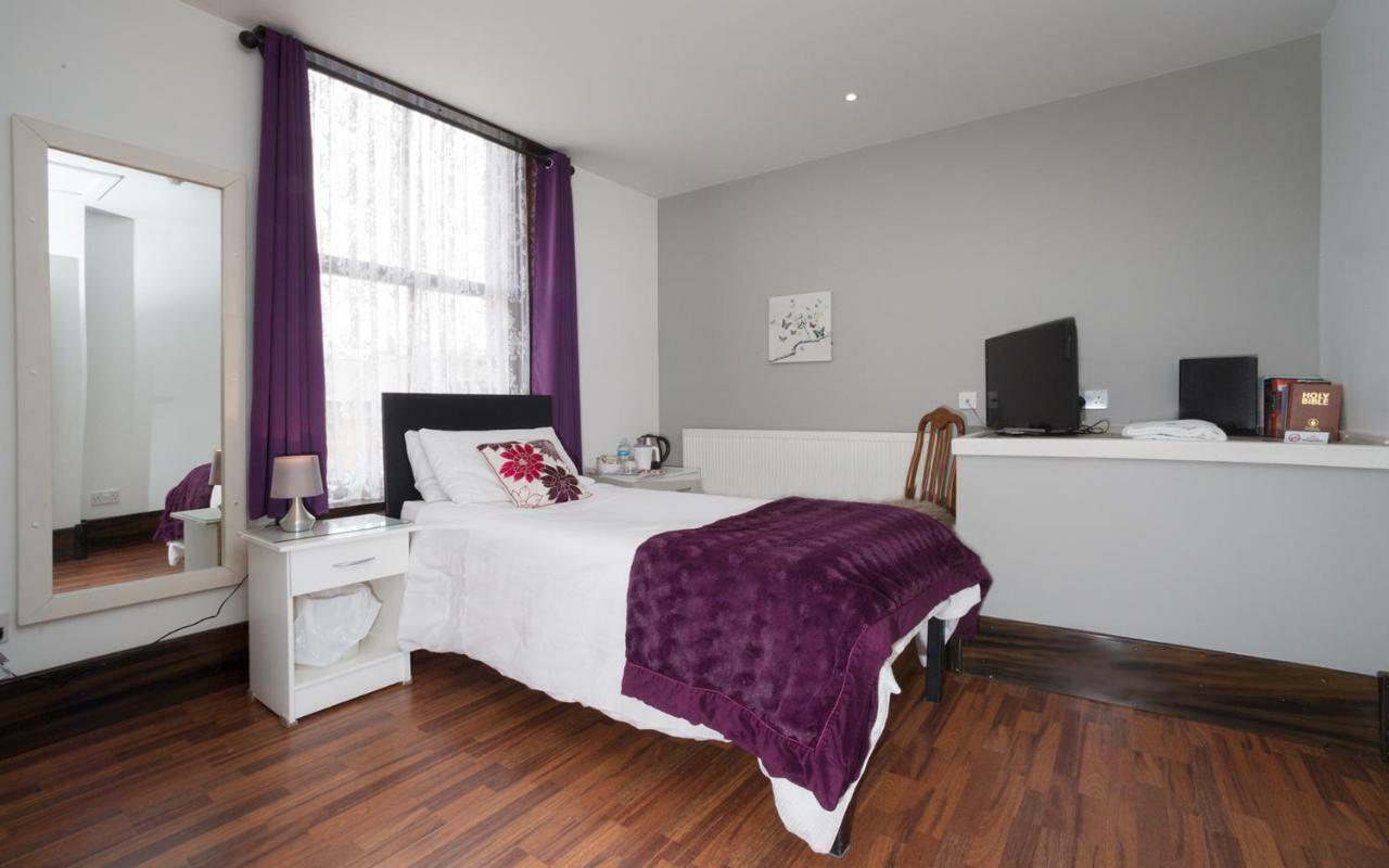 Breeze Guest House Bootle  Eksteriør bilde